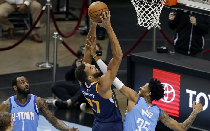  戈贝尔18+21，森林狼防守制胜爵士  