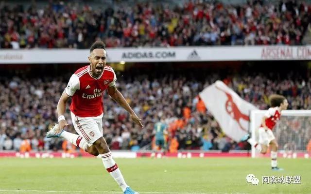  阿斯顿维拉逆转取胜跻身欧冠资格区